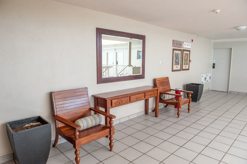 Peermont Metcourt Hotel Φράνσισταουν Εξωτερικό φωτογραφία