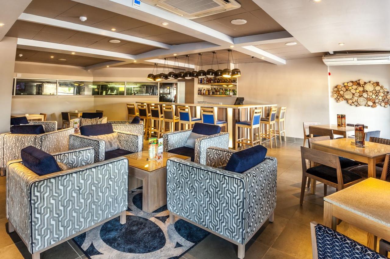Peermont Metcourt Hotel Φράνσισταουν Εξωτερικό φωτογραφία