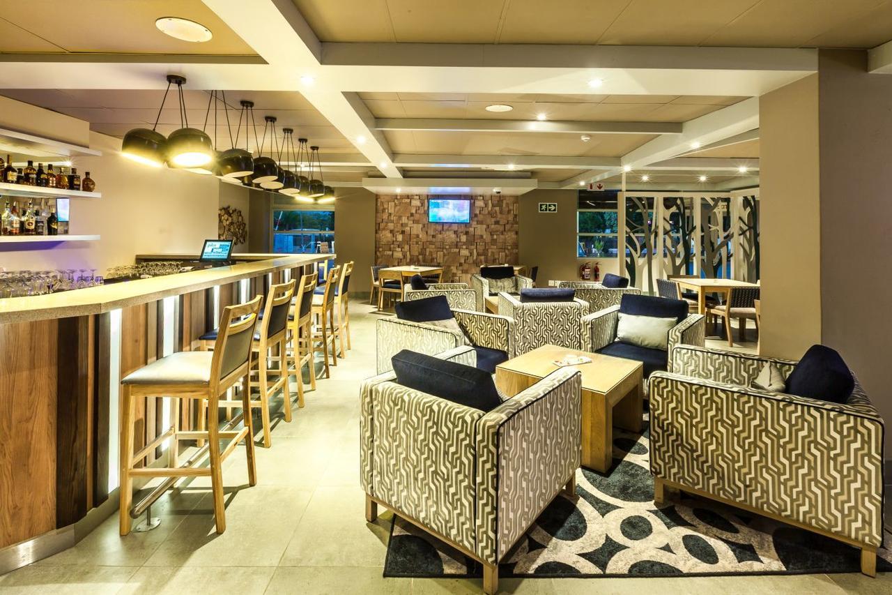 Peermont Metcourt Hotel Φράνσισταουν Εξωτερικό φωτογραφία