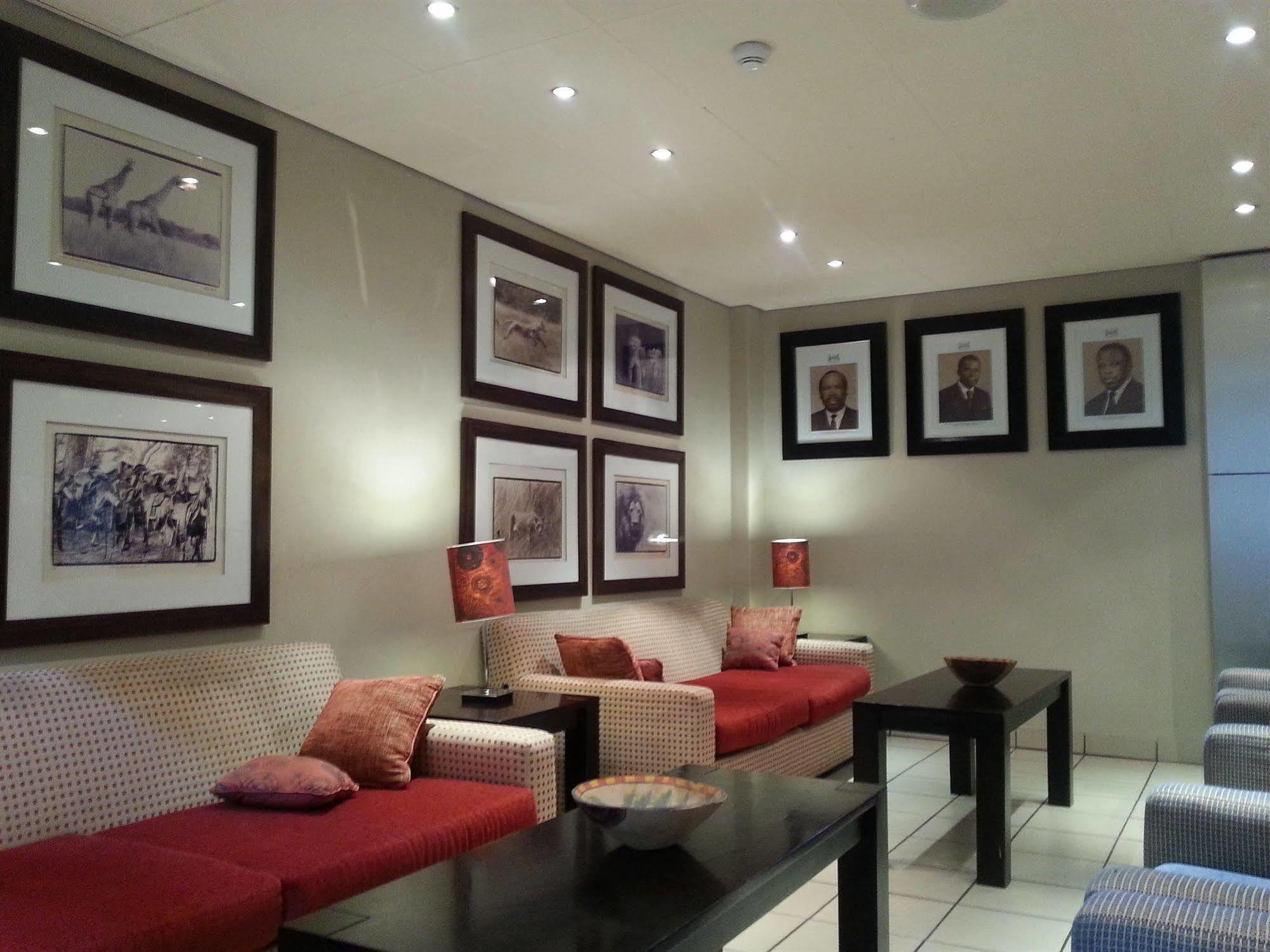 Peermont Metcourt Hotel Φράνσισταουν Εξωτερικό φωτογραφία