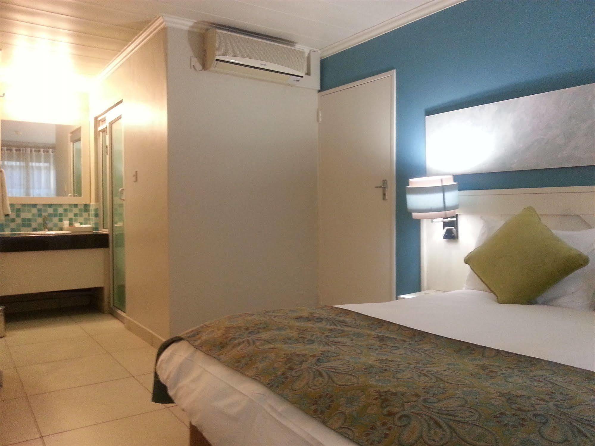 Peermont Metcourt Hotel Φράνσισταουν Εξωτερικό φωτογραφία